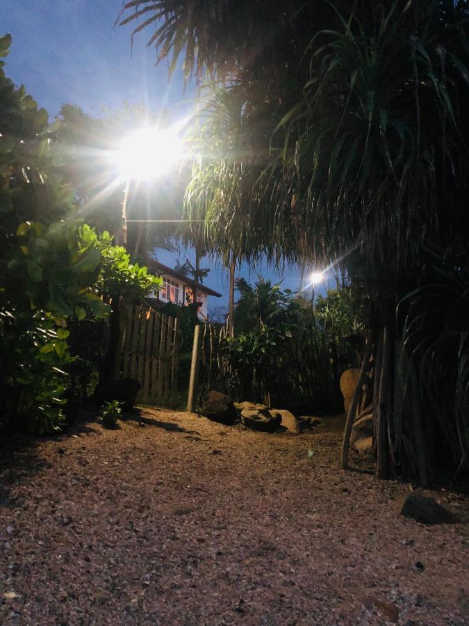 Screwpine Beach Villa Dikwella Sur Exterior foto
