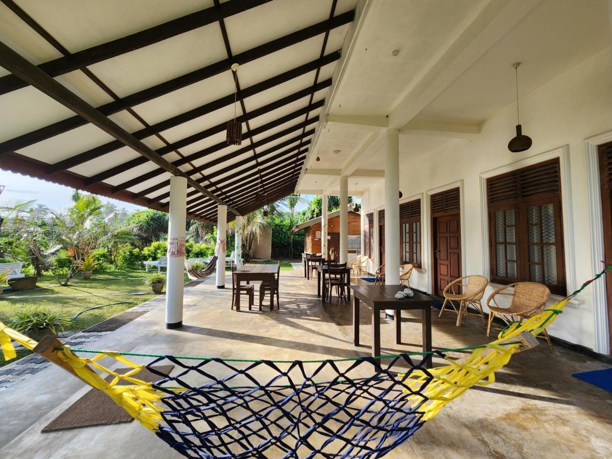 Screwpine Beach Villa Dikwella Sur Exterior foto